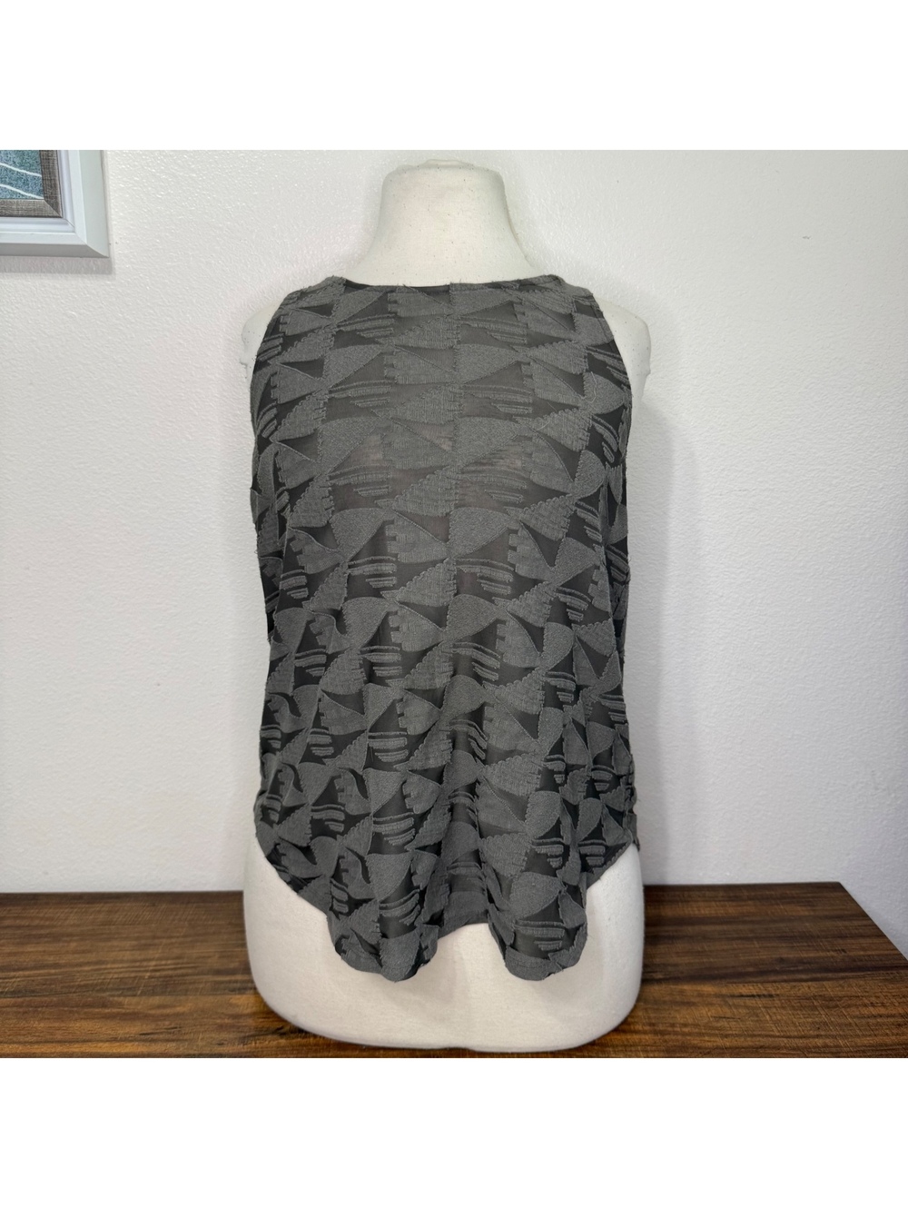 Susina XS Green Geometric Patterned Tank Top